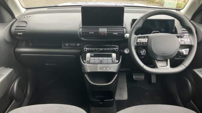 Hyundai INSTER 85kW 01 49kWh 5dr Auto Electric Hatchback - Image 10